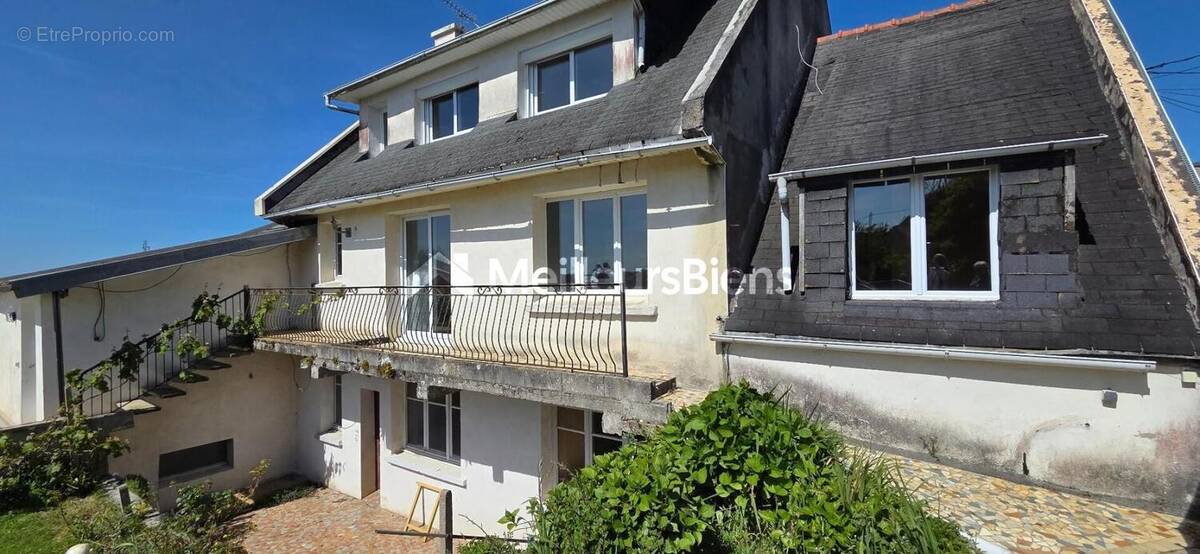 Maison à PLESTIN-LES-GREVES