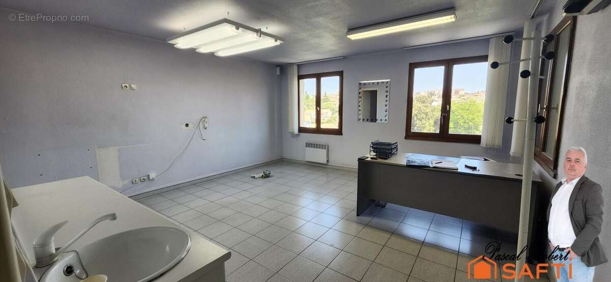 Commerce 46 m² à Beziers  - photo 7