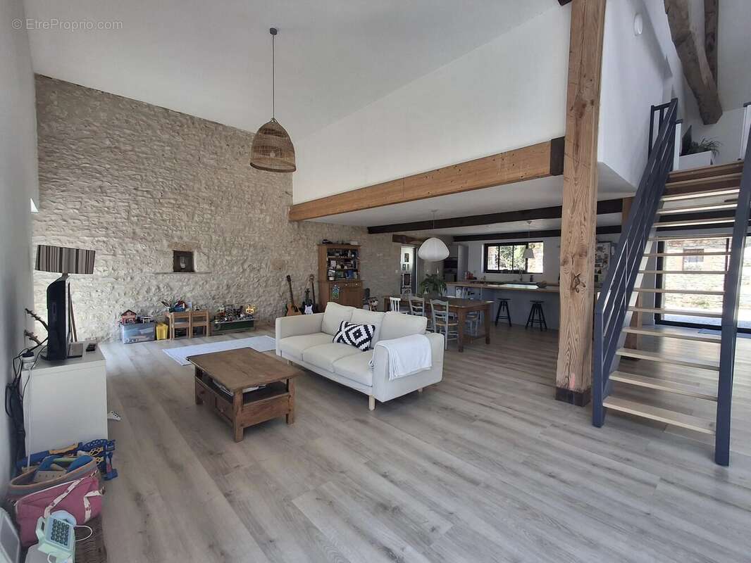 Superbe grange réaménagée alliant cachet et confort moderne - photo 7
