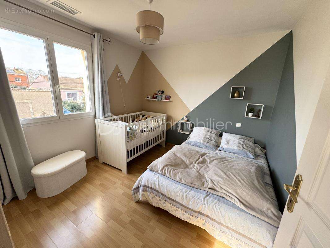 Maison à VILLENEUVE-LES-BEZIERS