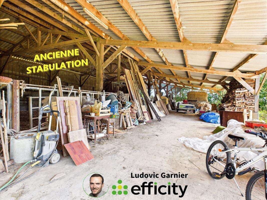 Maison à SAINT-HILAIRE-DU-HARCOUET