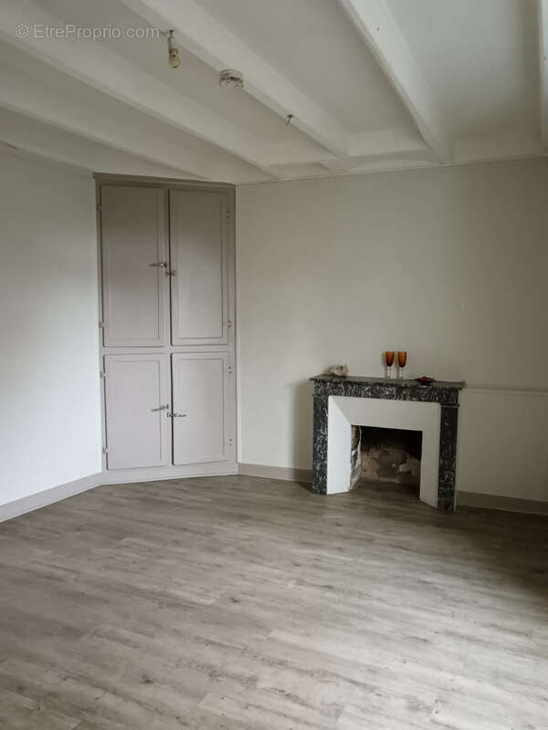 Maison à CEAUX-EN-COUHE