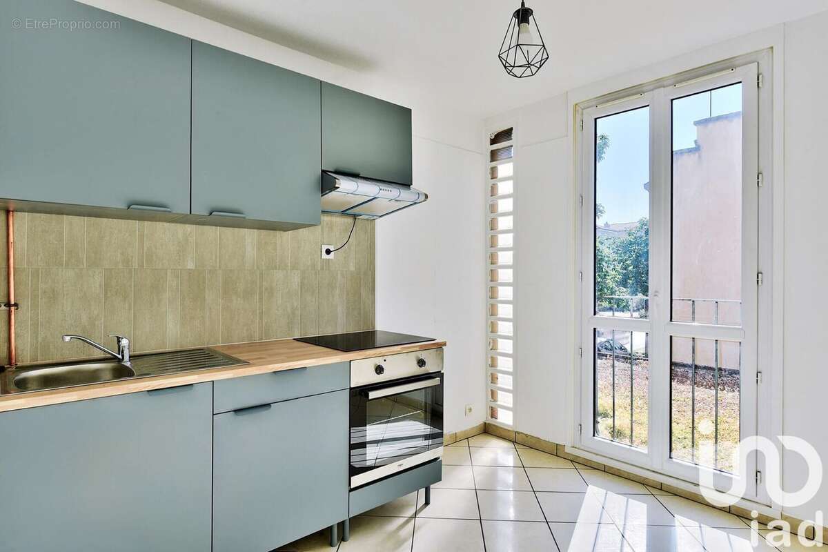 Photo 3 - Appartement à VILLEURBANNE