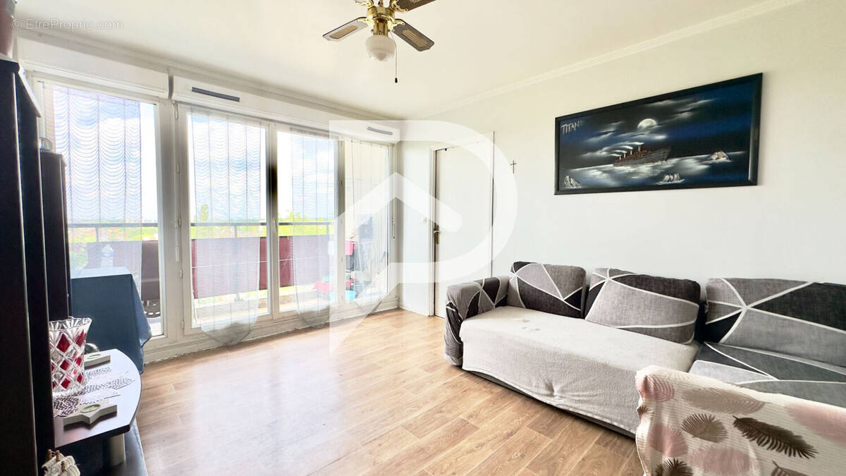 Appartement à AULNAY-SOUS-BOIS