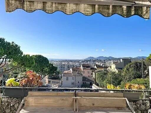 Appartement à LE CANNET