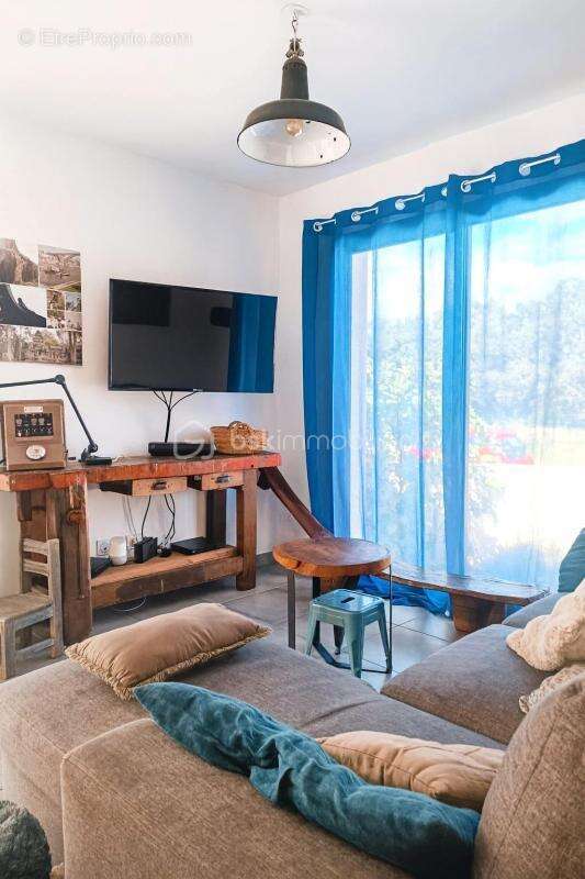 Maison à MONTESQUIEU-DES-ALBERES