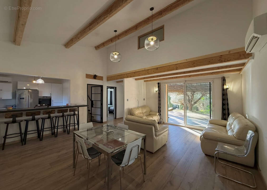 Maison à CASTILLON-DU-GARD