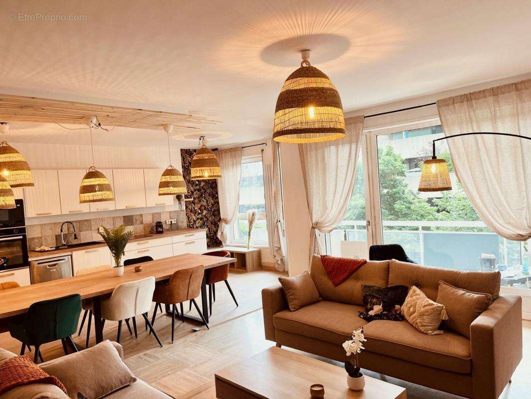 Appartement à SAINT-ETIENNE