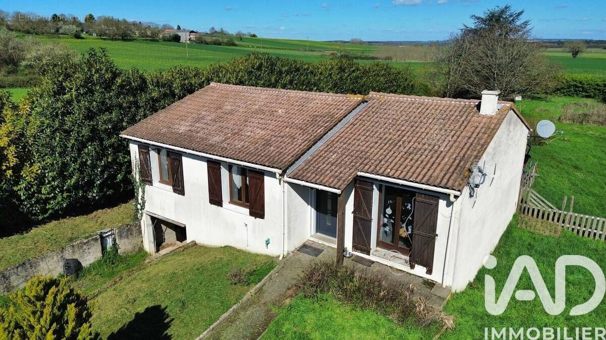 Photo 1 - Maison à THURAGEAU