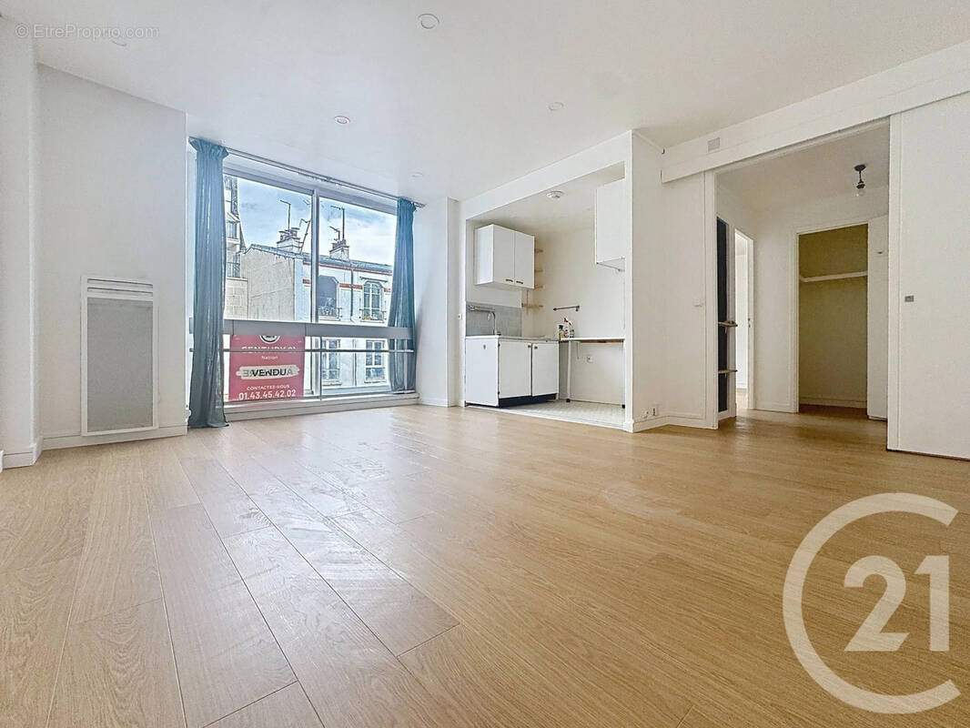 Appartement à PARIS-20E