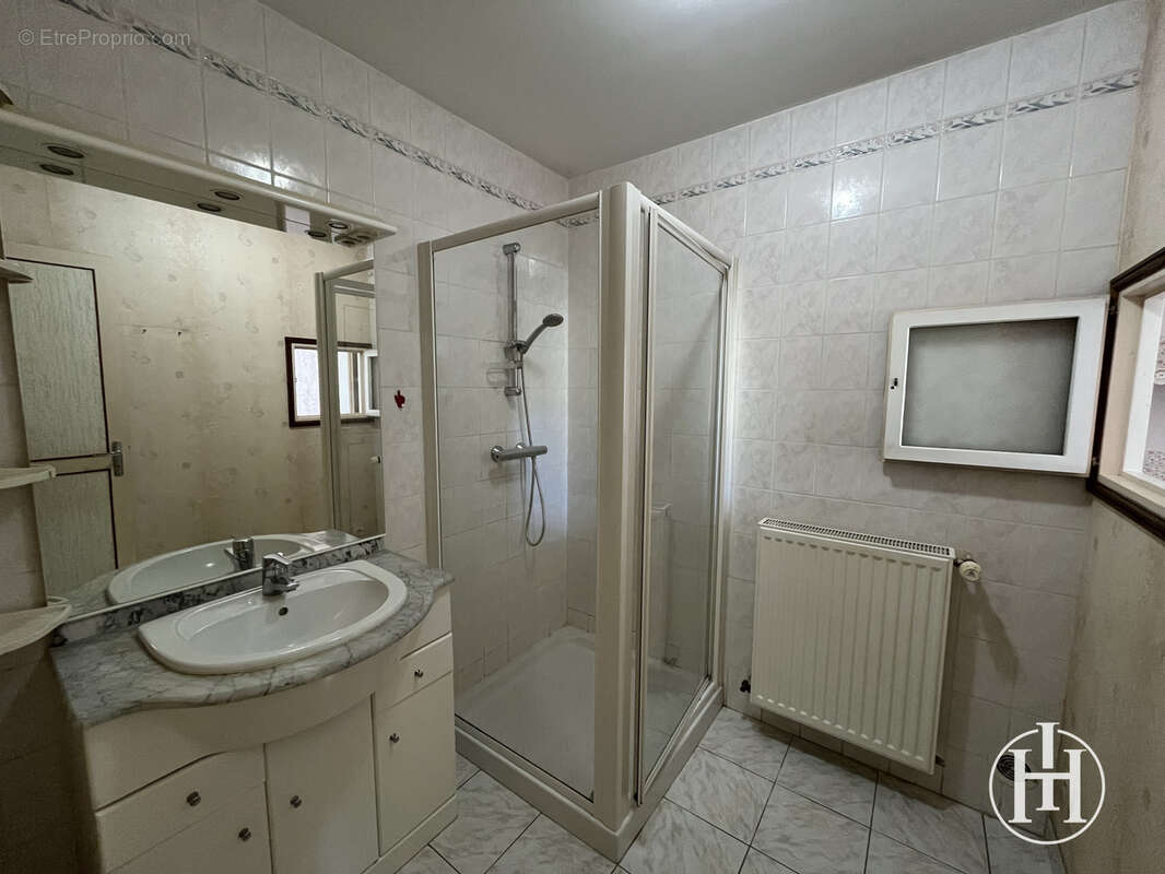 Maison à OUROUER-LES-BOURDELINS