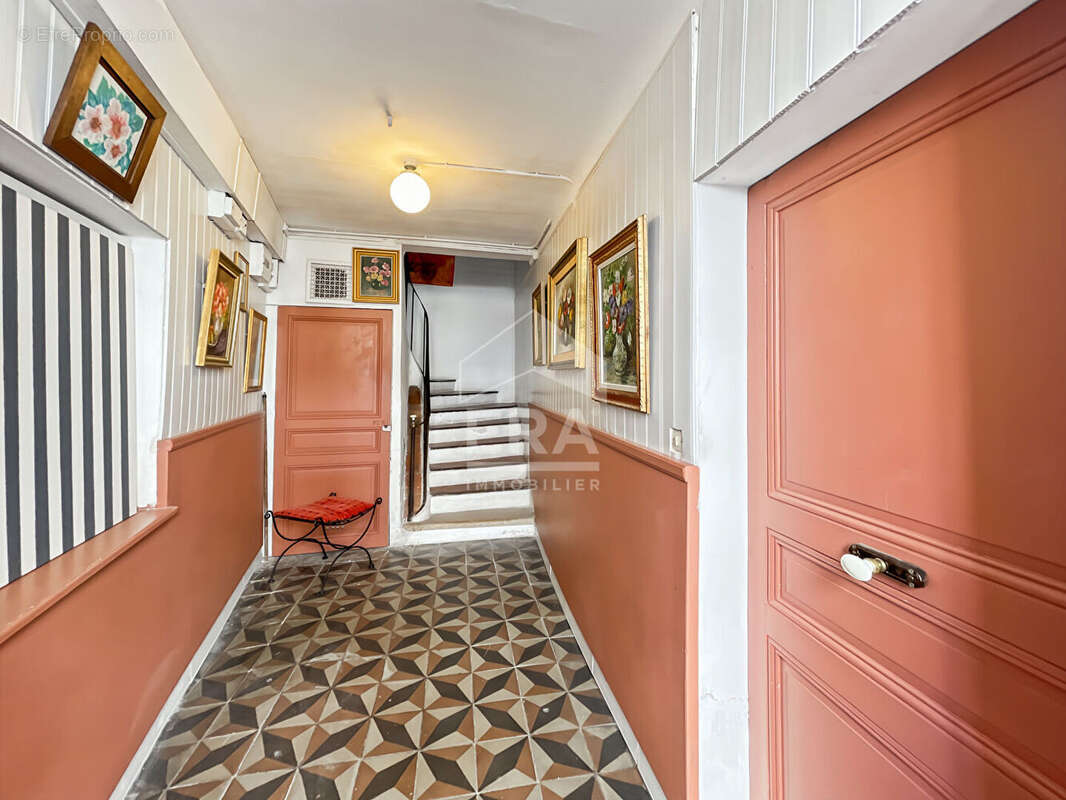 Appartement à LE CANNET