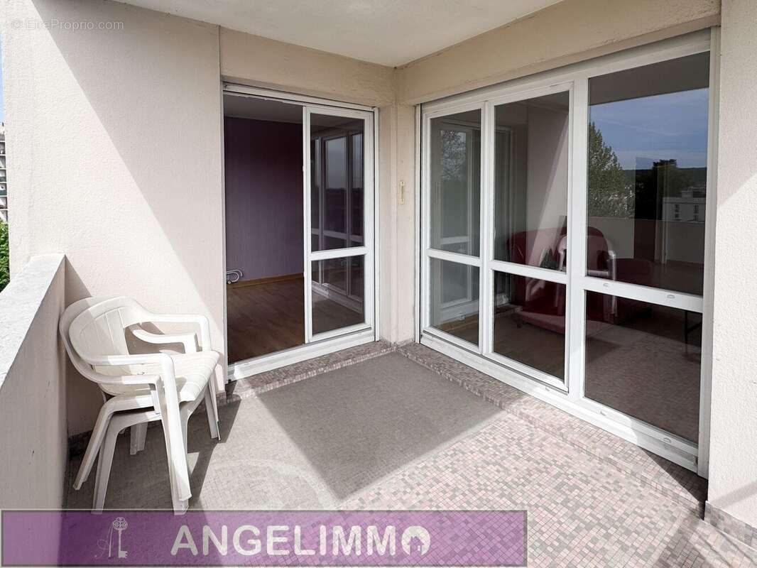 Appartement à LE PLESSIS-BOUCHARD