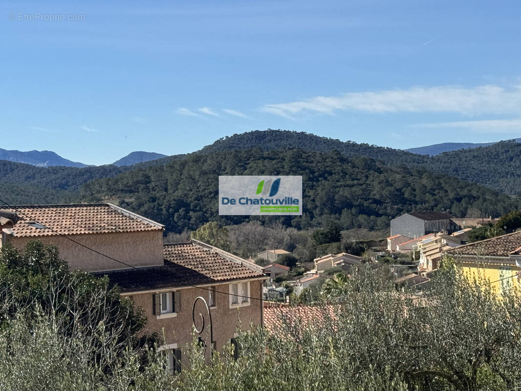 Maison 5 pièces 135 m² · à Pierrefeu-du-Var · 135 m² · 450 000 €