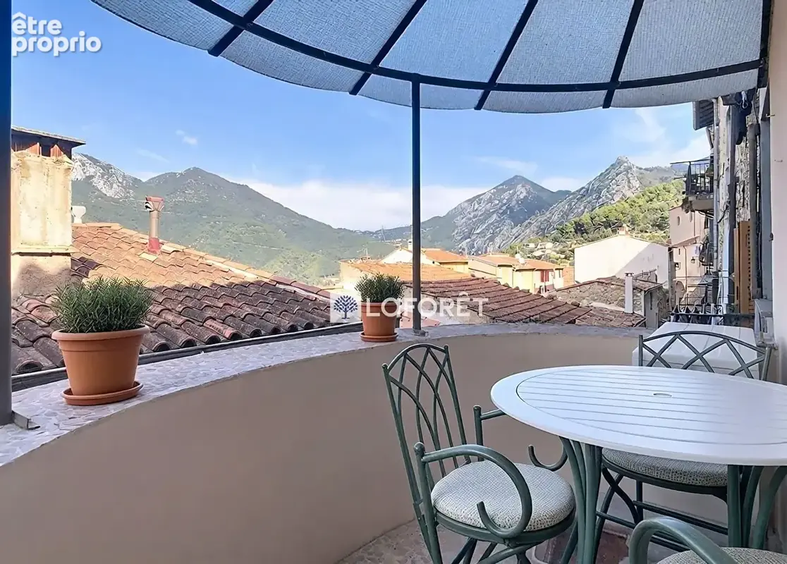 Appartement à CASTELLAR