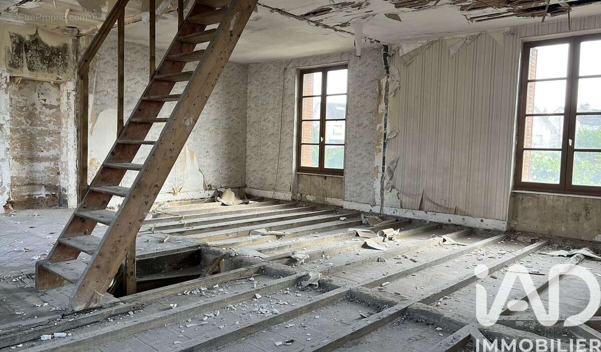 Photo 2 - Maison à MONTLUCON