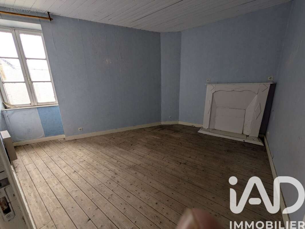 Appartement 156 m² à Cogles  - photo 6
