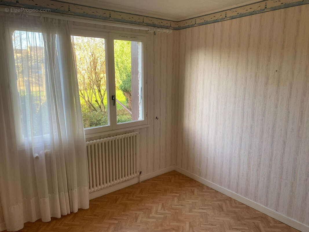 Maison à MINIAC-MORVAN