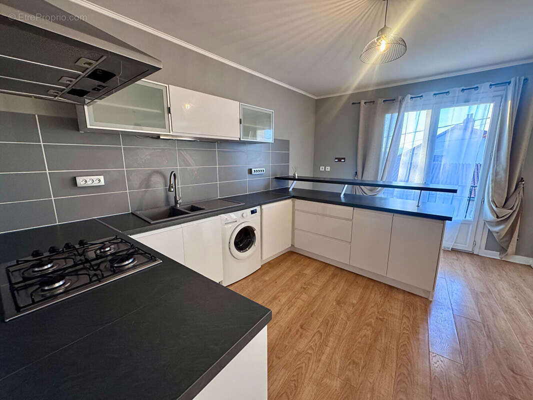 Appartement à PONT-DU-CHATEAU