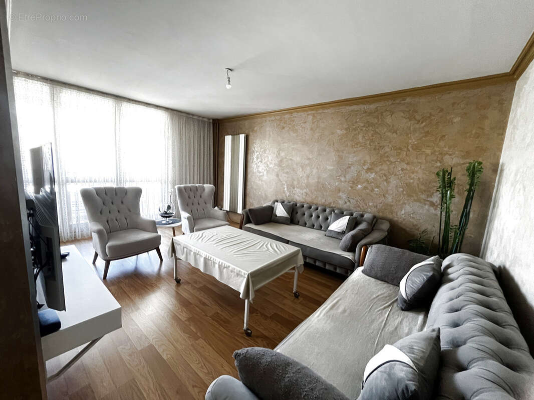 Appartement à ECHIROLLES