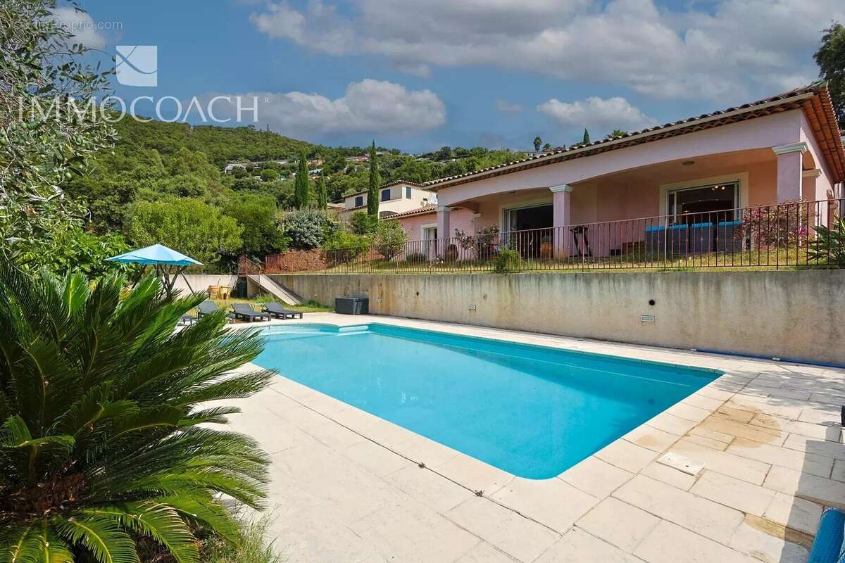 Maison à LA LONDE-LES-MAURES