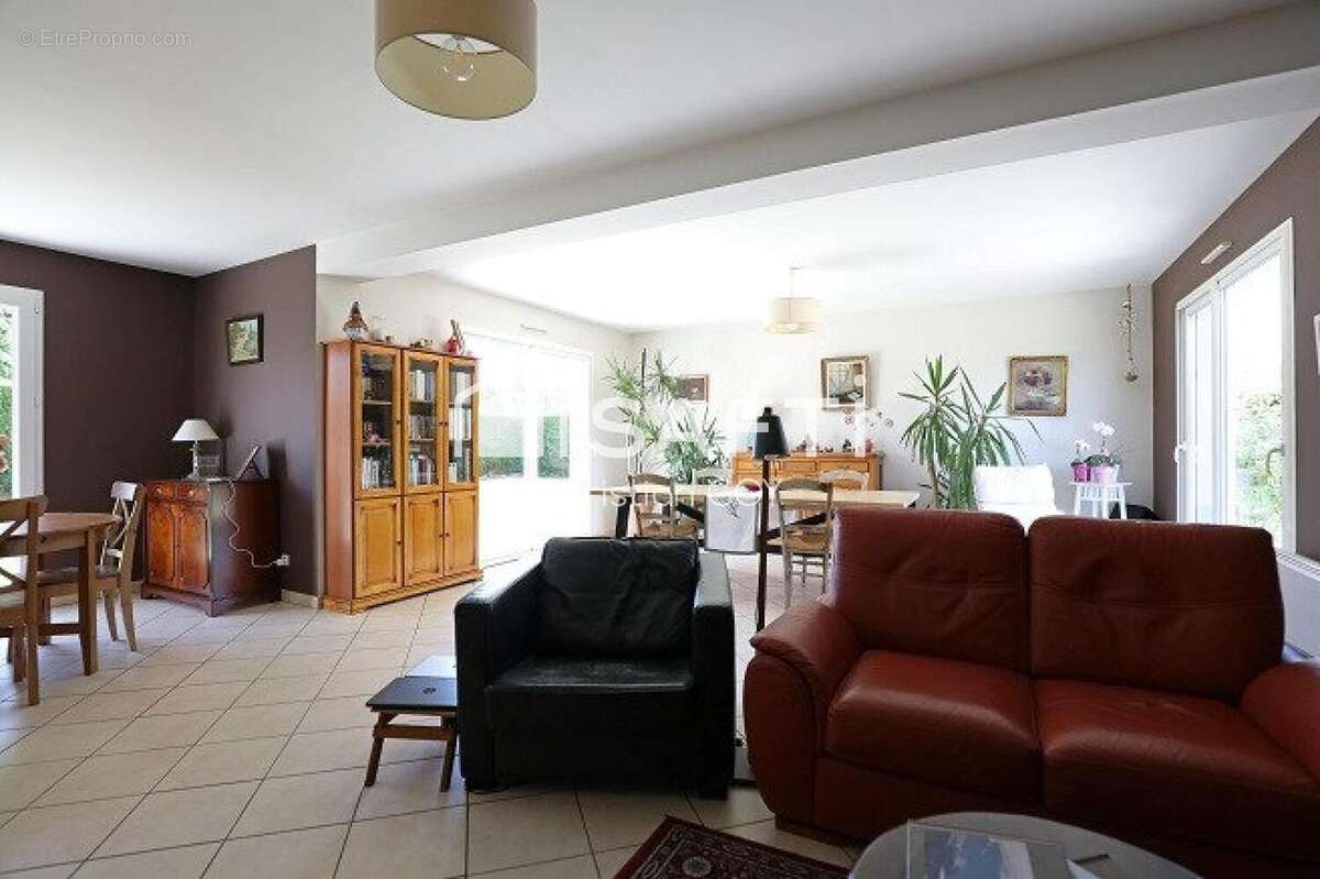 Maison 145 m² à Flacheres  - photo 5