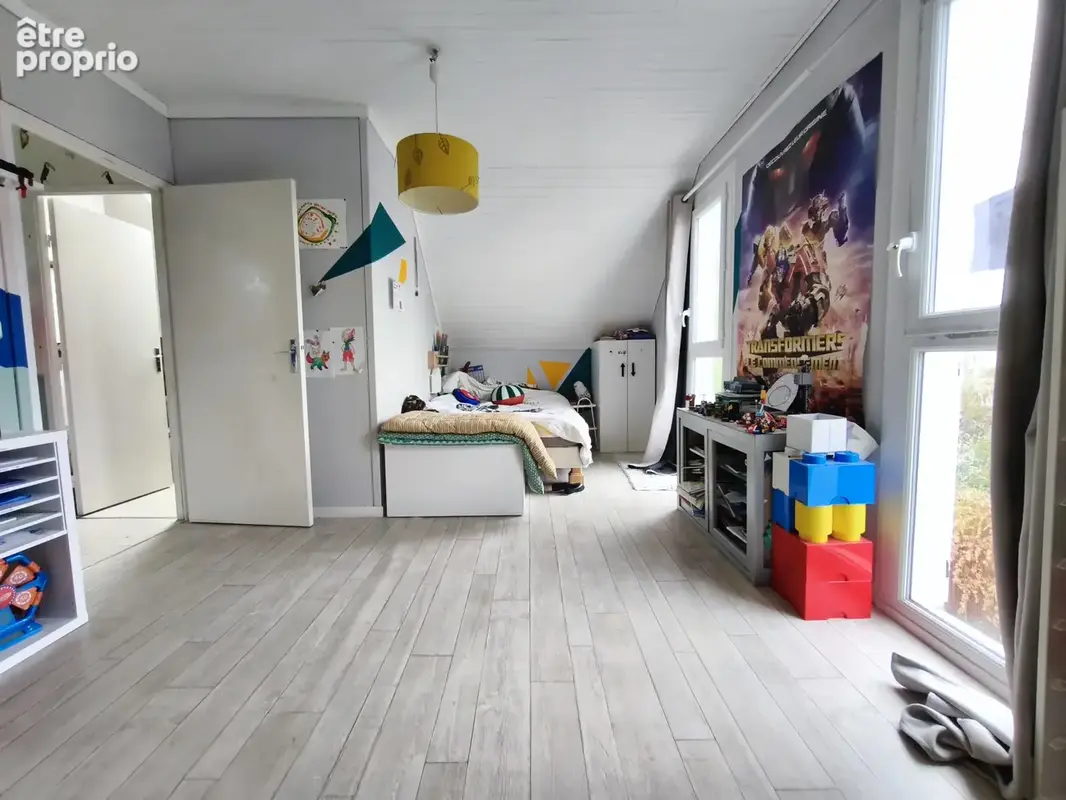 Maison Familiale Lumineuse de 144 m2 à Saint-Lys - photo 8