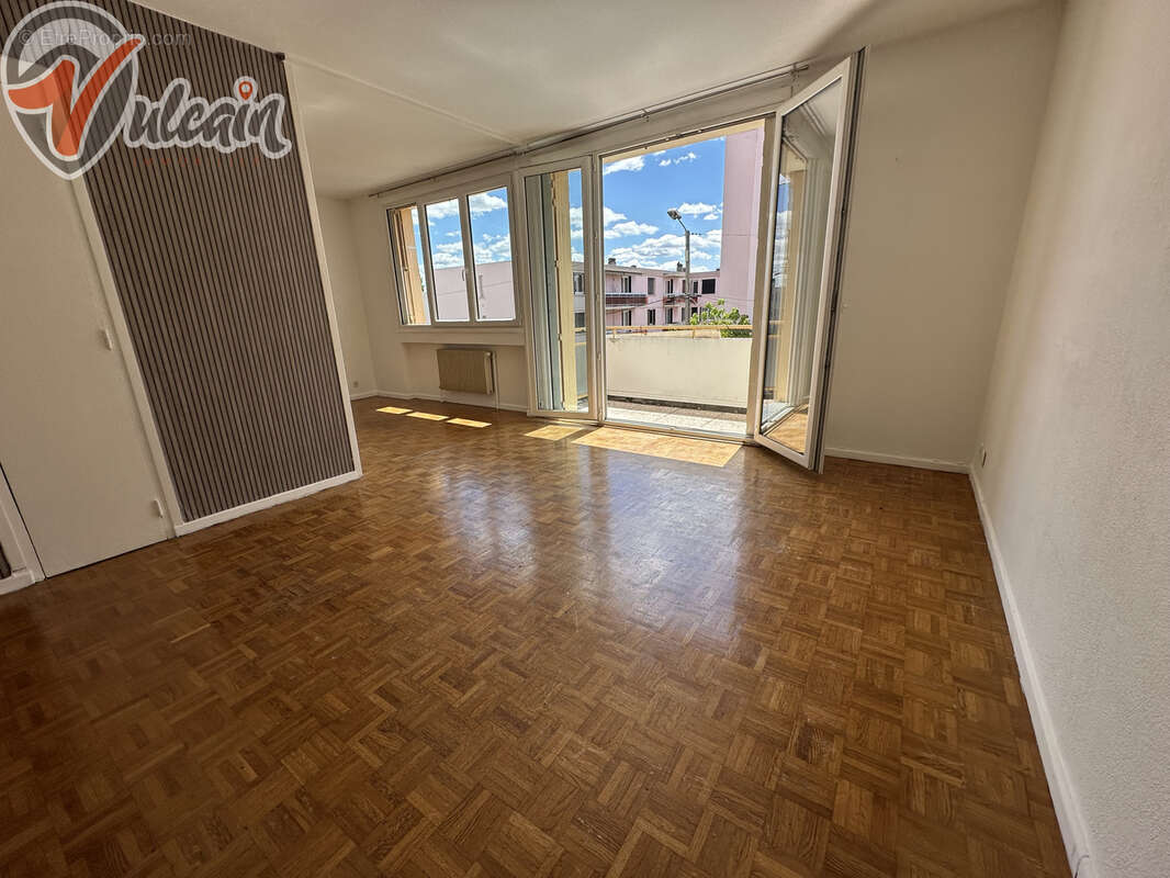 Appartement balcon et garage - photo 3