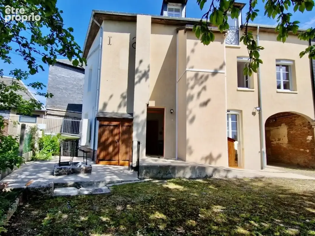 Maison à LA FEUILLIE