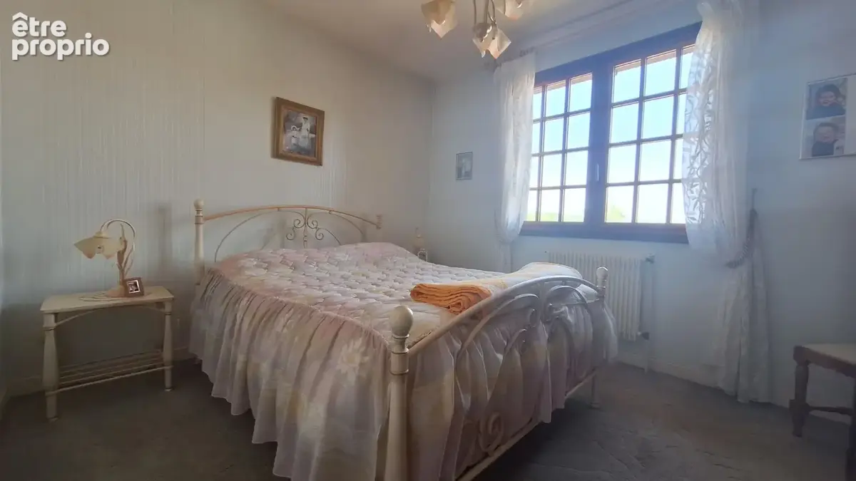Maison Cournon D Auvergne 6 pièce(s) 146 m2 - photo 12