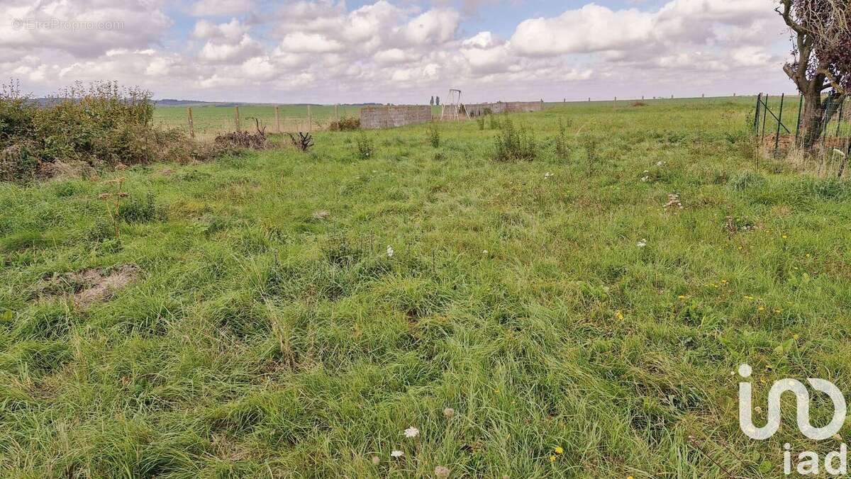 Photo 2 - Terrain à AMILLY