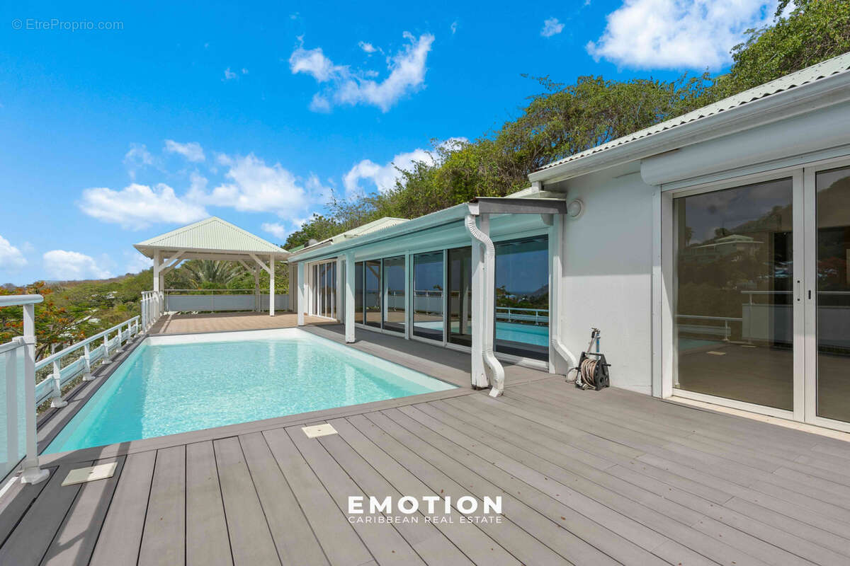 EXCLUSIVITE - Villa T4 vue mer + Studio aux Jardins de la Baie Orientale - photo 6