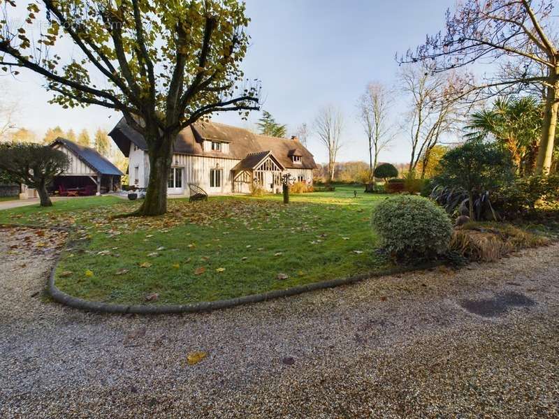 Maison à PONT-L&#039;EVEQUE