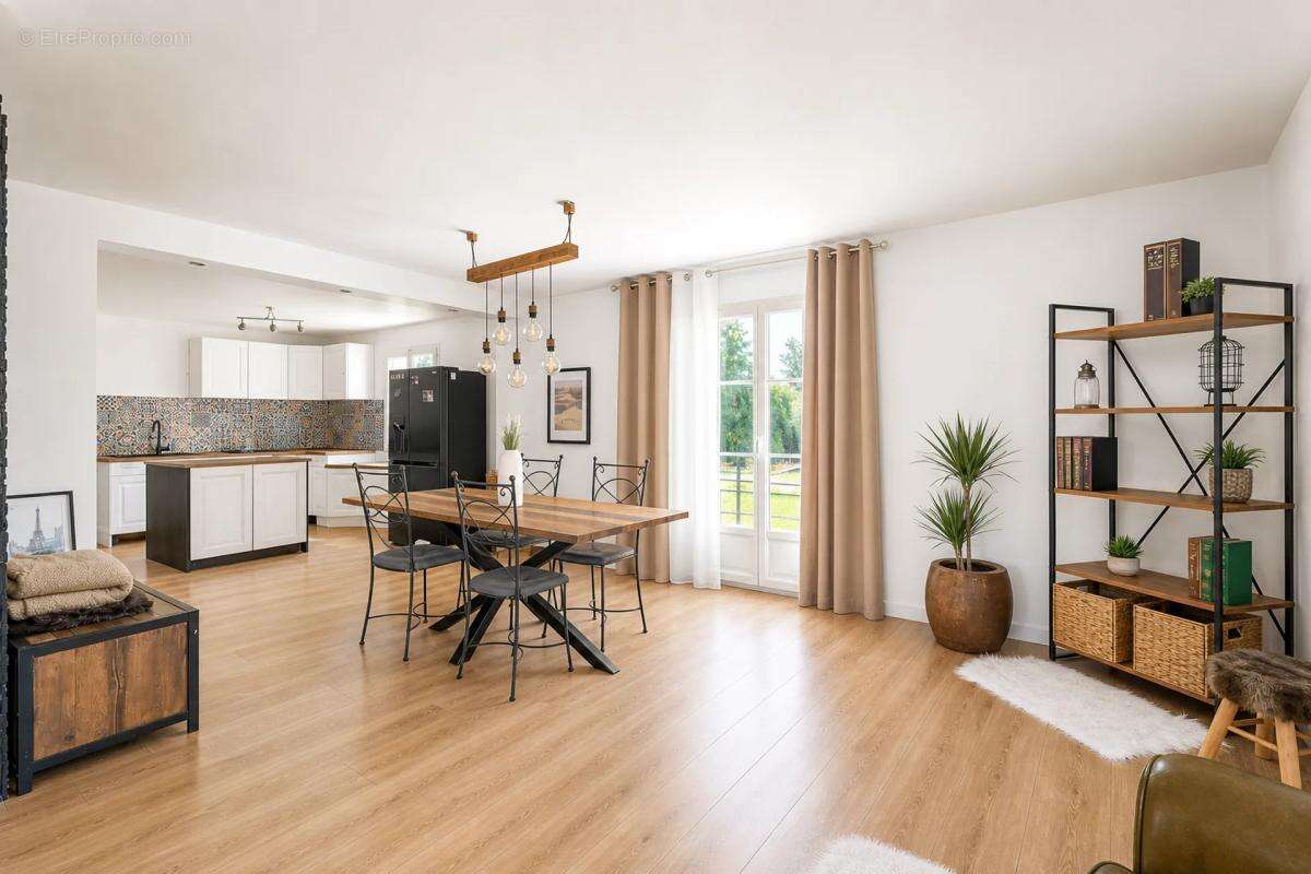 Maison de 7 pièces de 134 m² à Lagny-le-Sec - photo 13