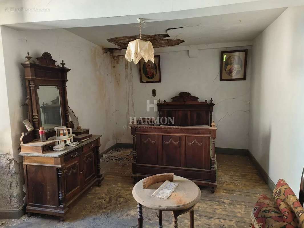 Maison à LEES-ATHAS