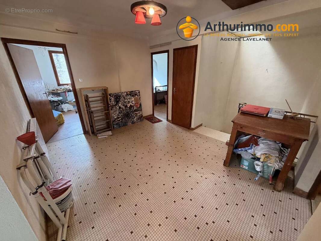 Maison à VILLENEUVE-D'OLMES