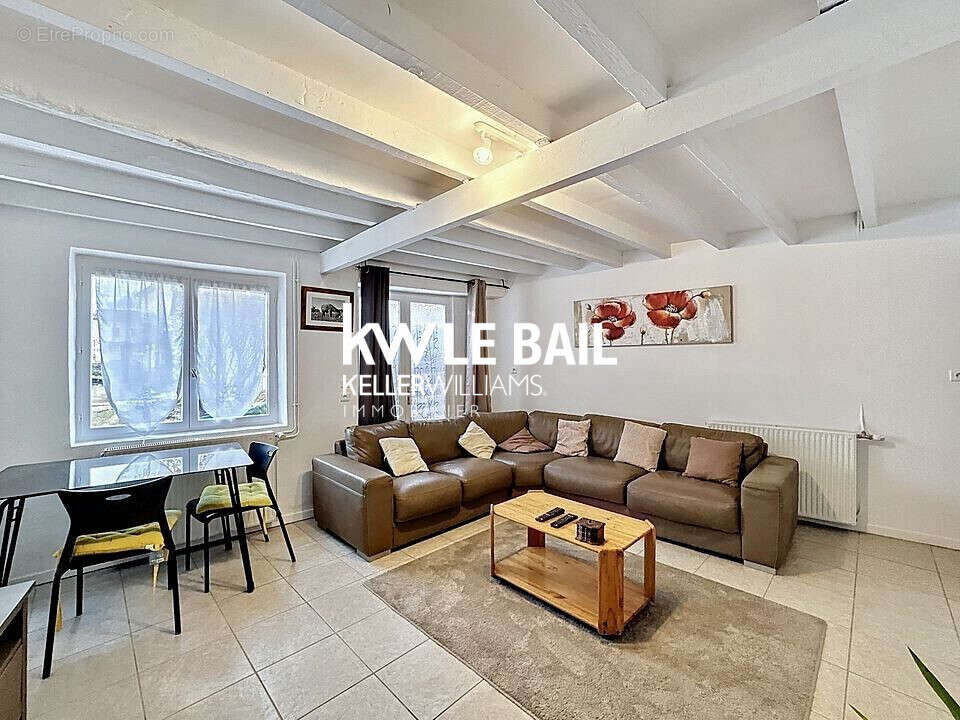 Maison 230 m² à Saint-Vincent-Rive-D'olt  - photo 4