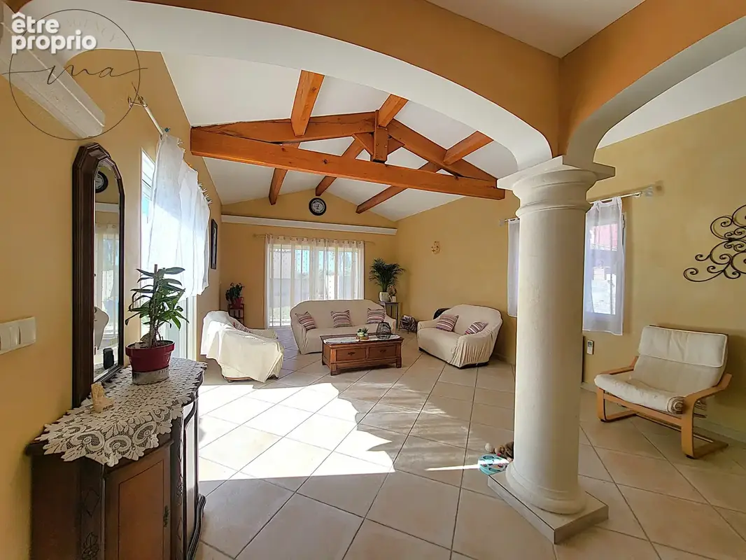 Caux - Proche Pézenas -Élégante villa de 175 m2, 4 chambres, piscine, garage, terrain clos de 855 m2 - photo 9