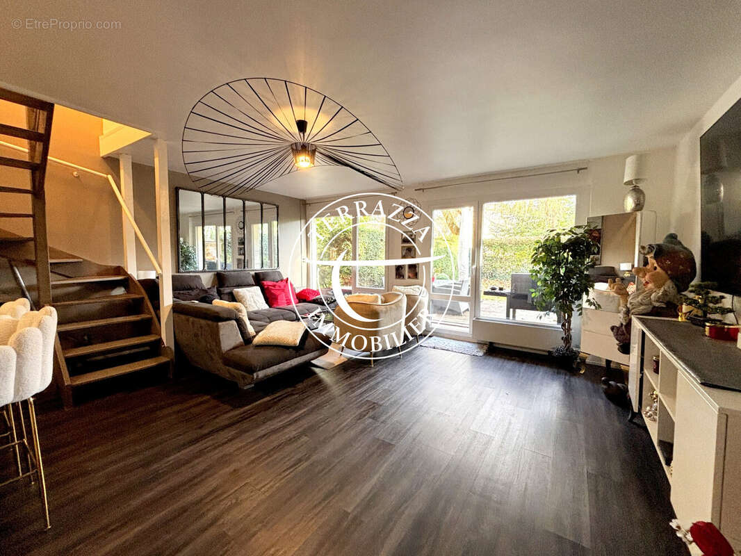 Appartement à NOISY-LE-ROI