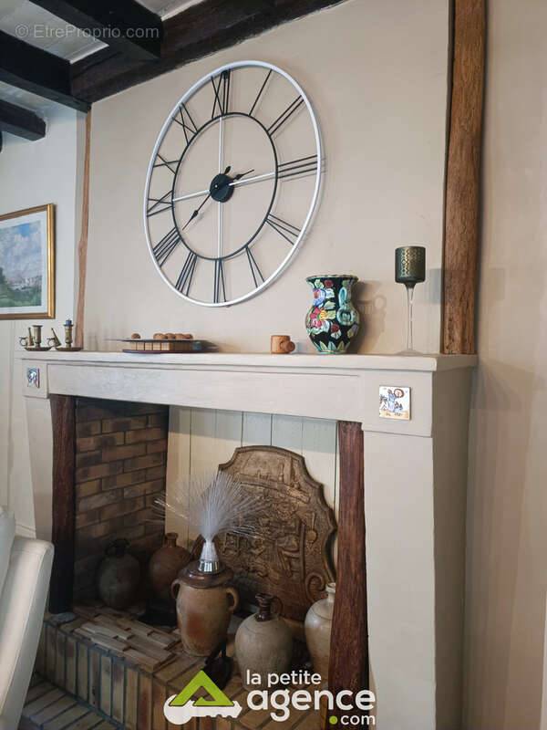 Maison à PRECY