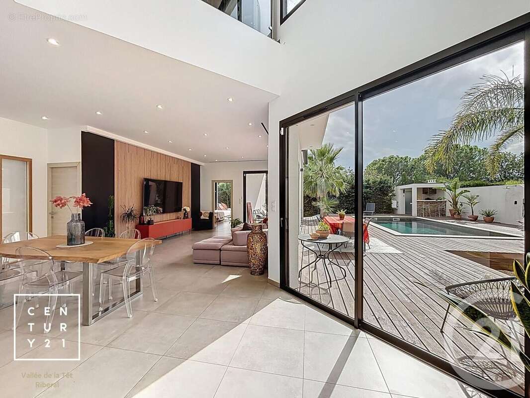 Maison à SAINT-FELIU-D&#039;AVALL