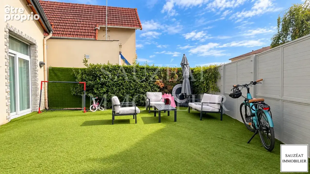 Le Plessis-Robinson - Maison coup de coeur avec jardin - photo 17