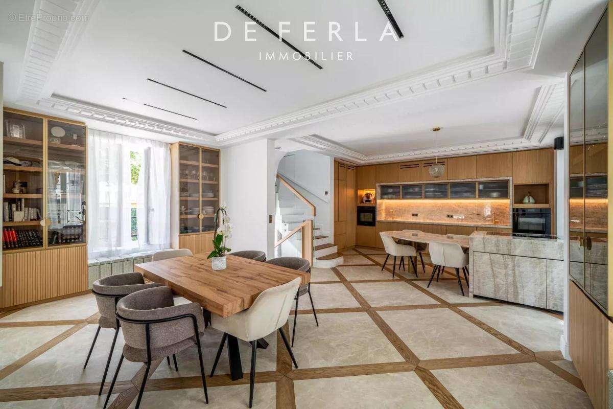 Maison à SAINT-MANDE