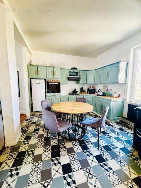 Appartement à MANSLE