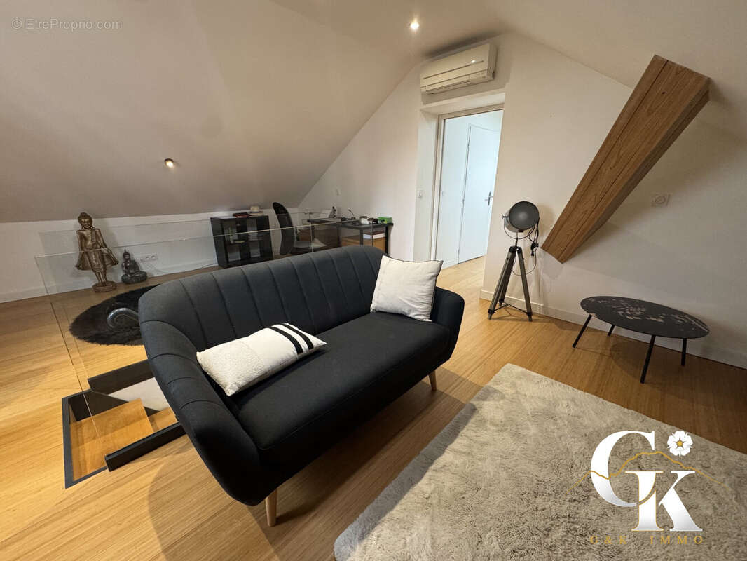 Maison à SAINT-MARTIN-D&#039;HERES