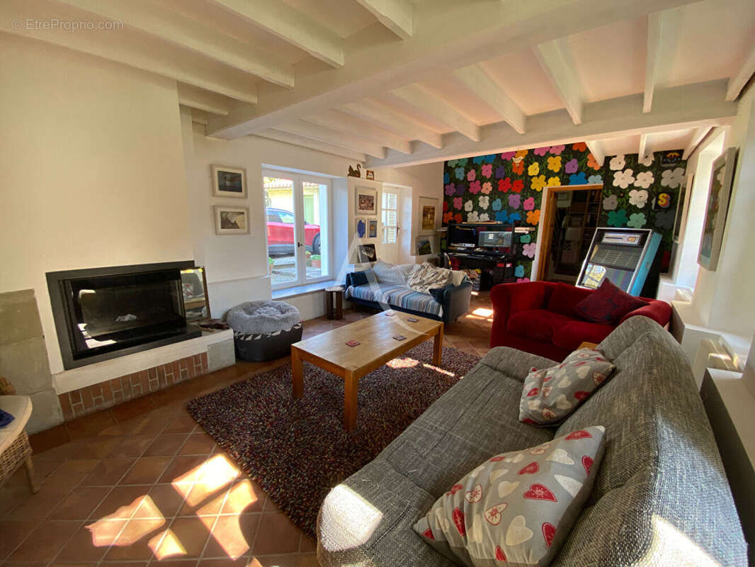 Maison à LABASTIDE-D'ANJOU