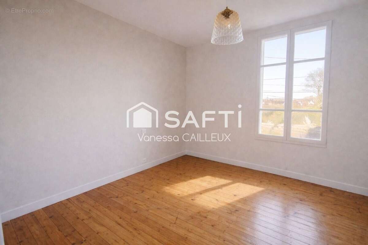 Photo 5 - Maison à LA FERE