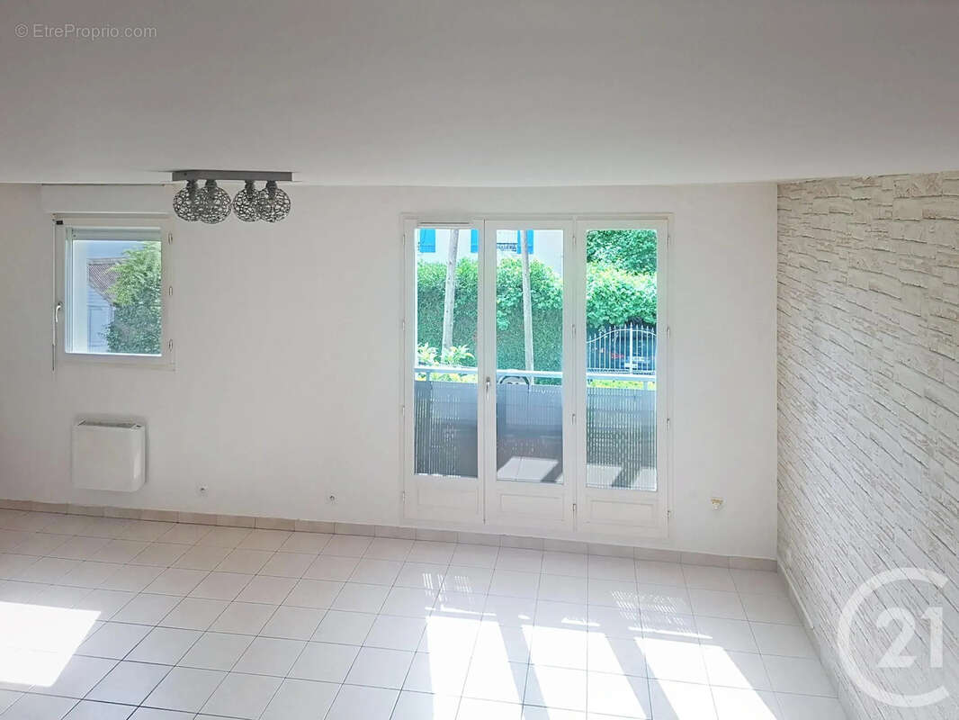 Appartement à MELUN