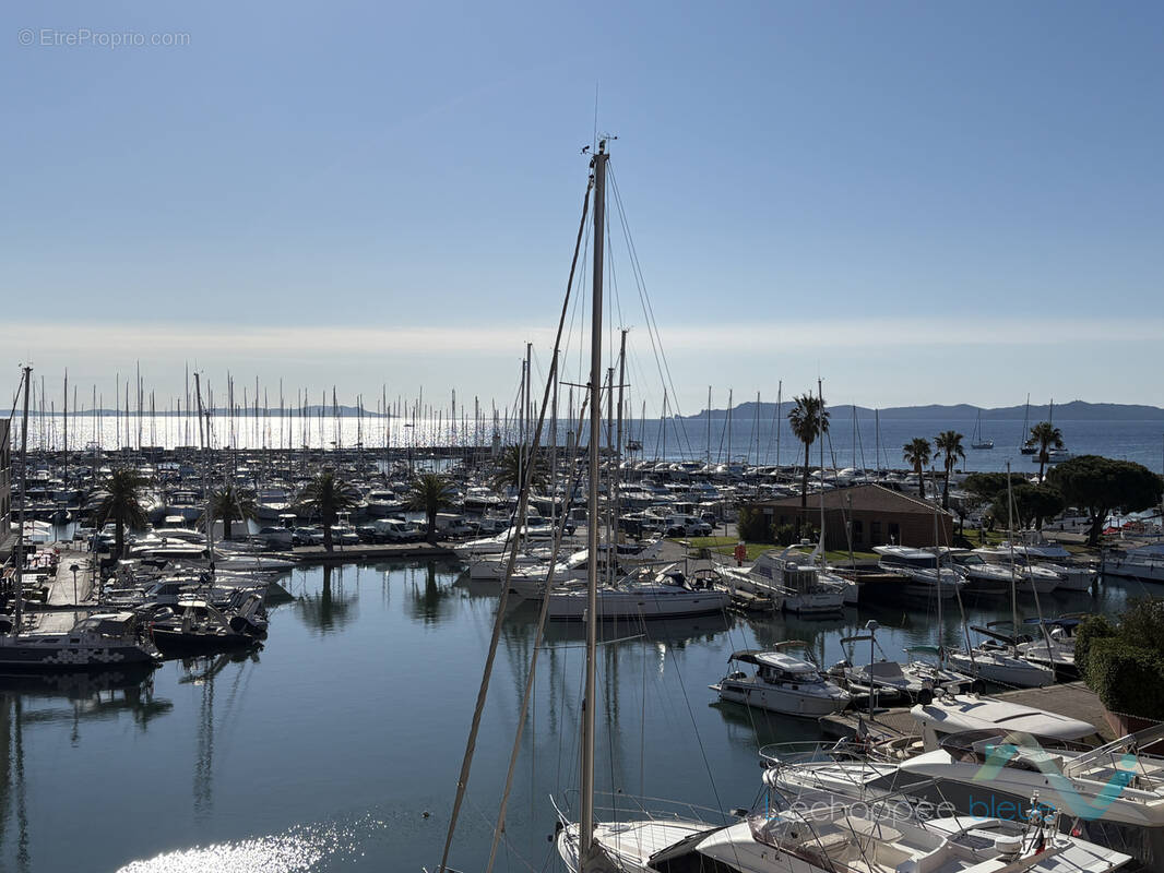 Appartement à HYERES