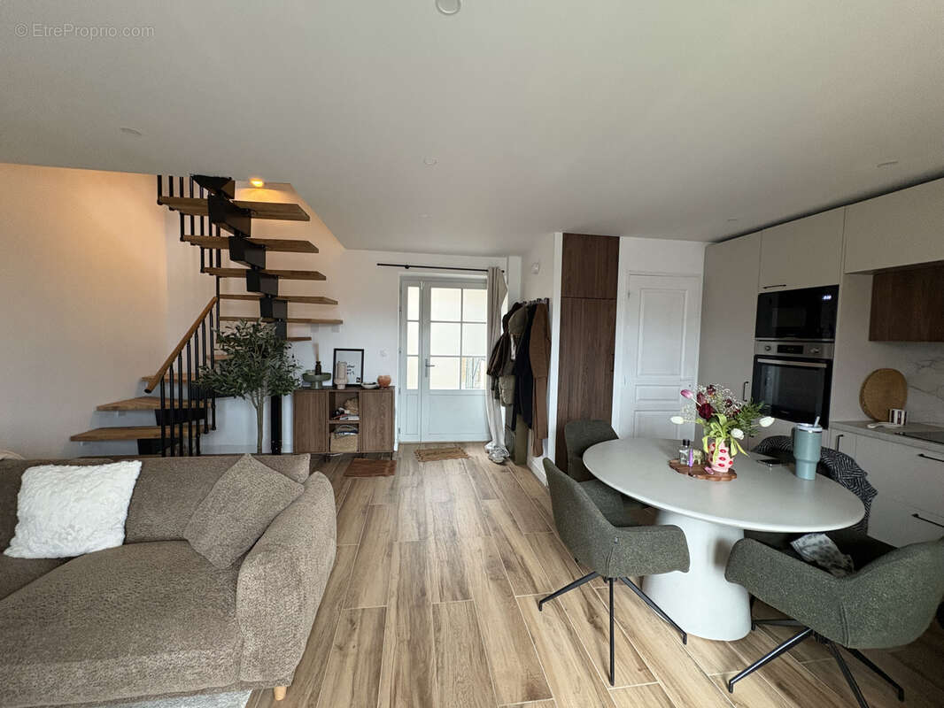 Appartement à CHAPONOST